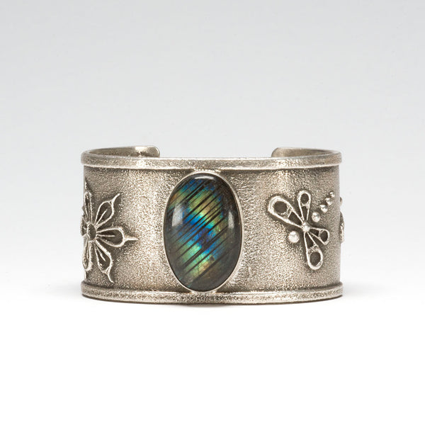 Shimmering Labradorite Tufa Cast Cuff Bracelet