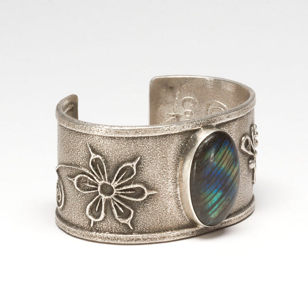 Shimmering Labradorite Tufa Cast Cuff Bracelet