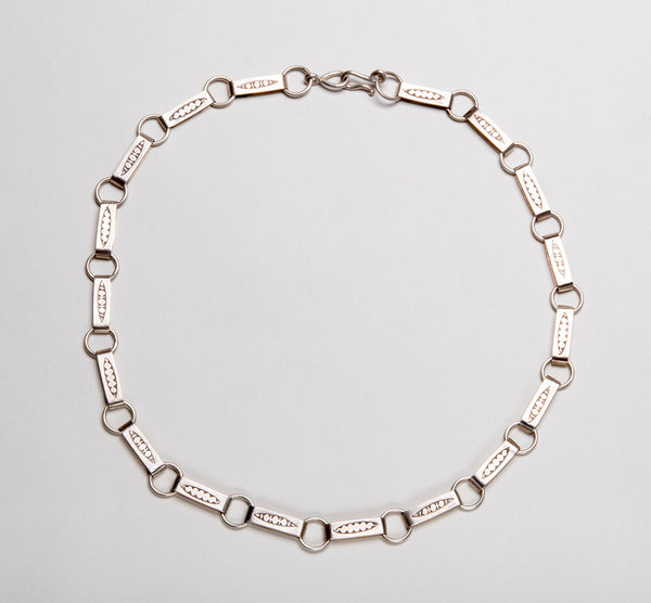 Elegant Reversible Link Necklace